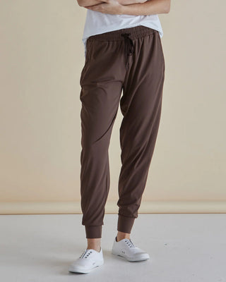 Betty Basic - Cara Travel Jogger - Brown